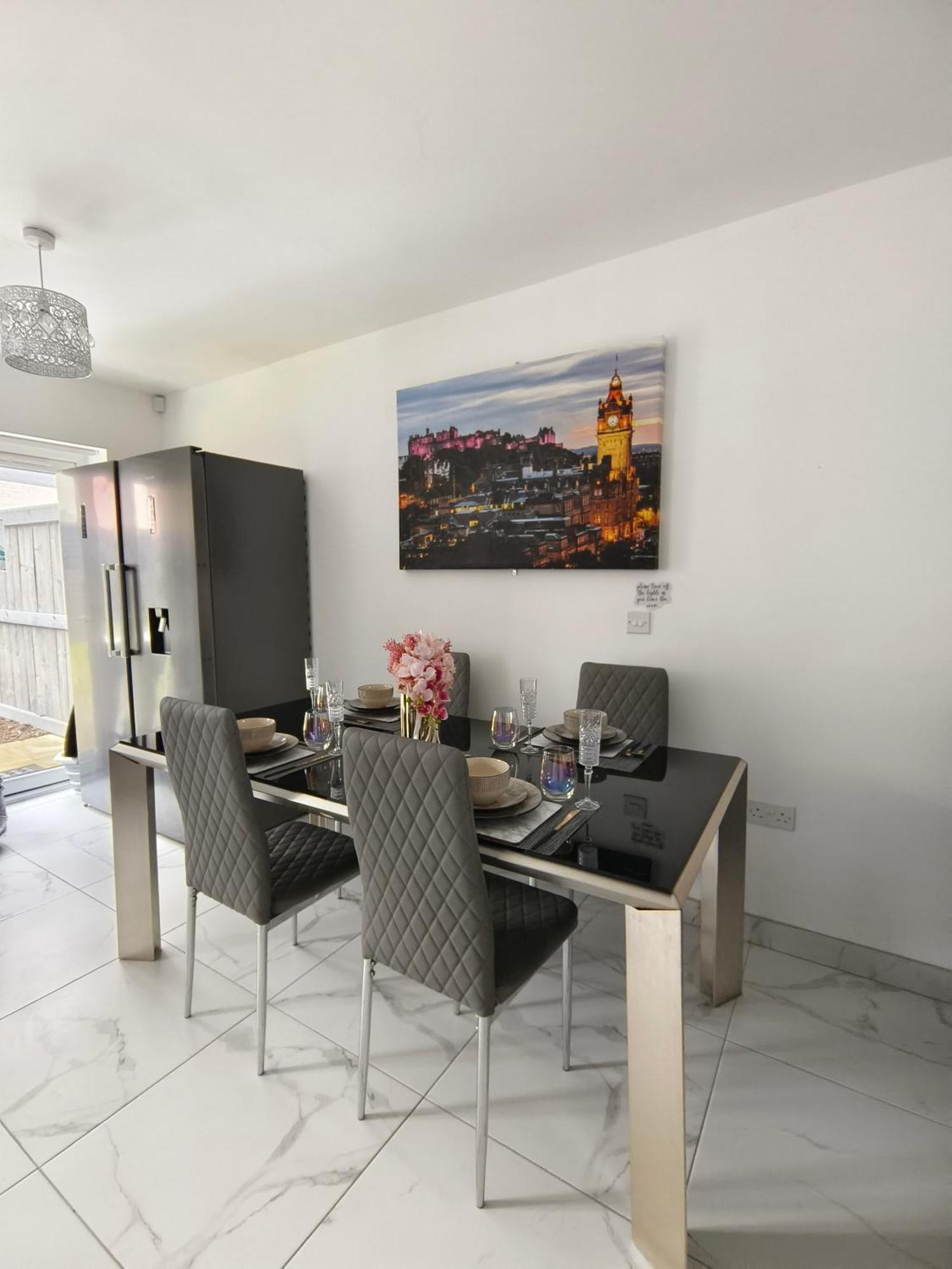 Shared House - 10 Mins From Piccadilly Station/man Uni/o2 Apollo Проживание в семье *