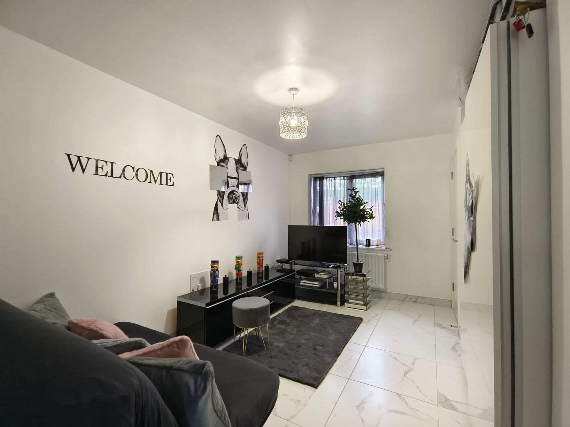 Shared House - 10 Mins From Piccadilly Station/man Uni/o2 Apollo Manchester